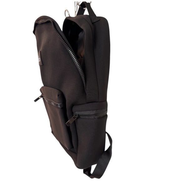 ALO Backpack NWT Black Stow Backpack with Detachable Pouch MSRP $195 - Picture 4 of 8